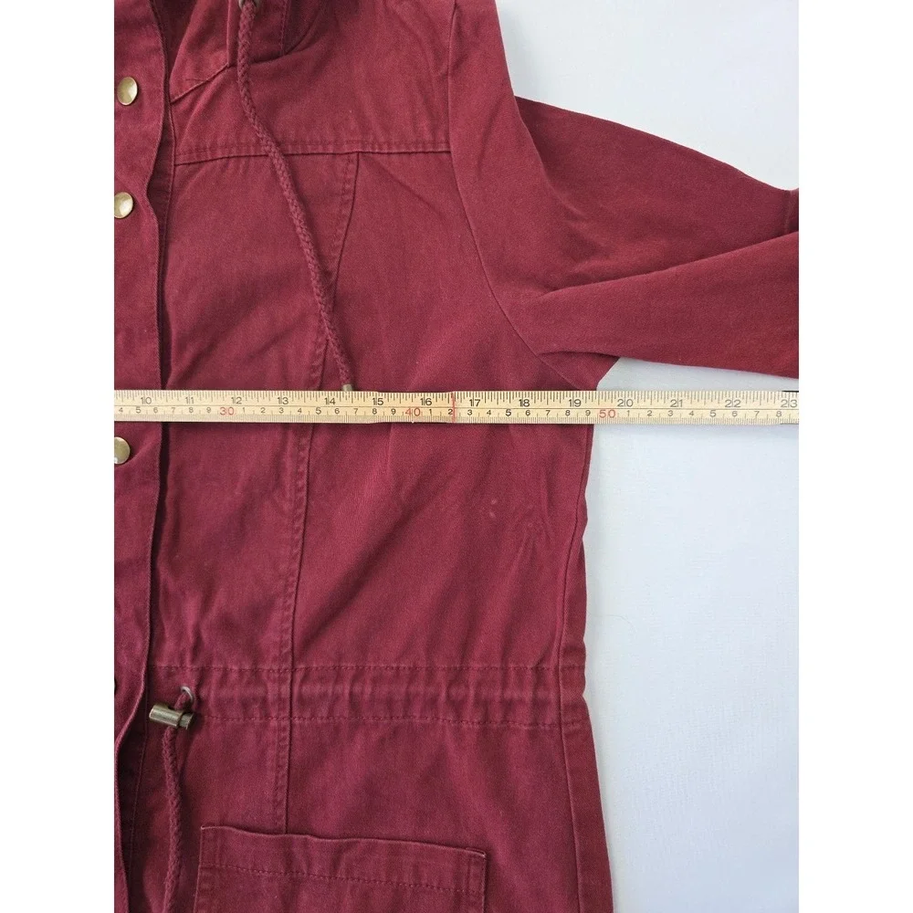 Forever 21 Burgundy Utility Jacket Womens Medium Hooded Anorak Cinch Waist Faded